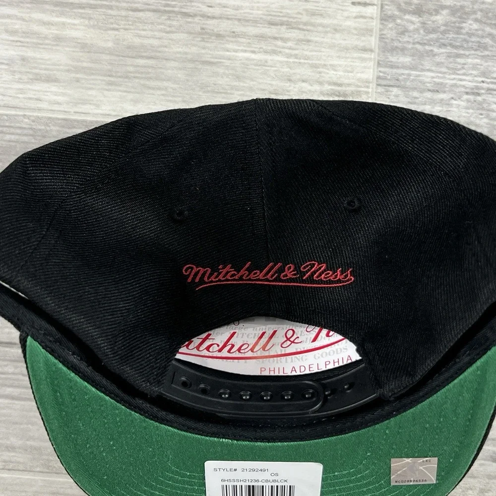 Mitchell & Ness Chicago Bulls Dual Whammy 1991 Black Adjustable Snapback Hat Cap